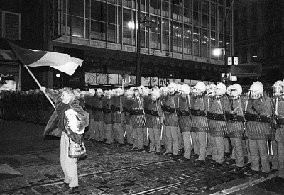 Rok 1989 | Pásmo týdeníků 1989/1990